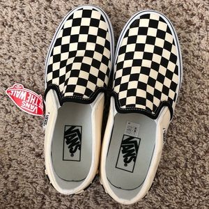 BNIB Vans Asher Women's Shoes 🥰